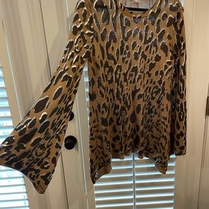 Show me your mumu sweater. Great condition